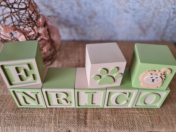 Tema Safari Cubos com Nome Decoração Bebê e Maternidade 6cm