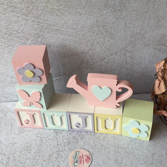 Tons Pastel Cubos 6x6cm Ts + Regador - Decoração Bebê