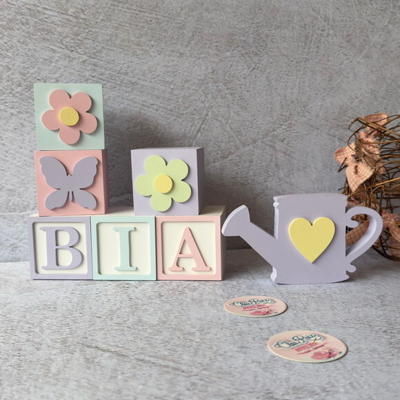 Tons Pastel Cubos 6x6cm Ts + Regador - Decoração Bebê