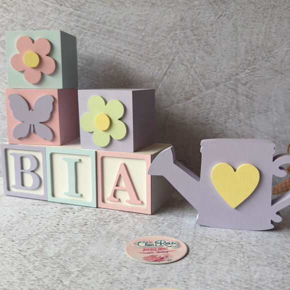 Tons Pastel Cubos 6x6cm Ts + Regador - Decoração Bebê