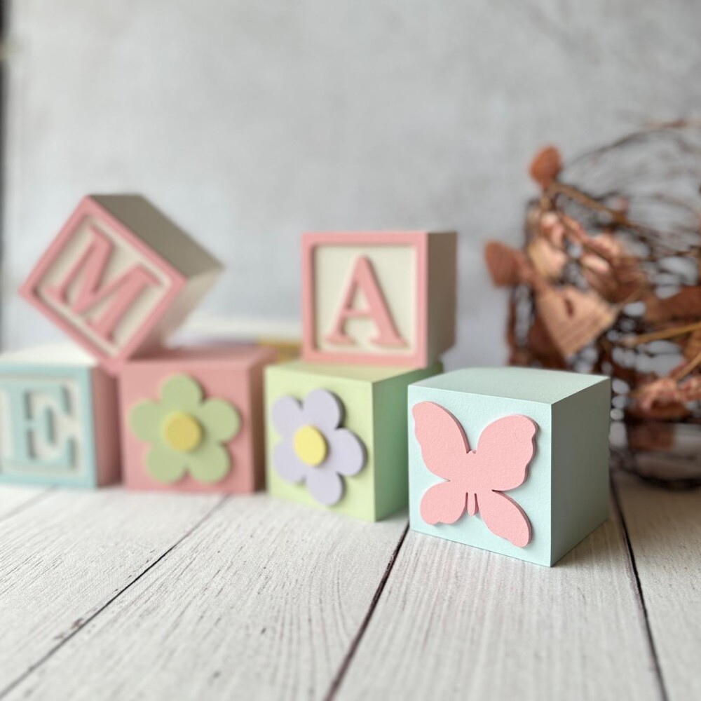 Cubos Decorativos Nome do Bebê 6x6 cm em MDF Tons Pastel - Perso