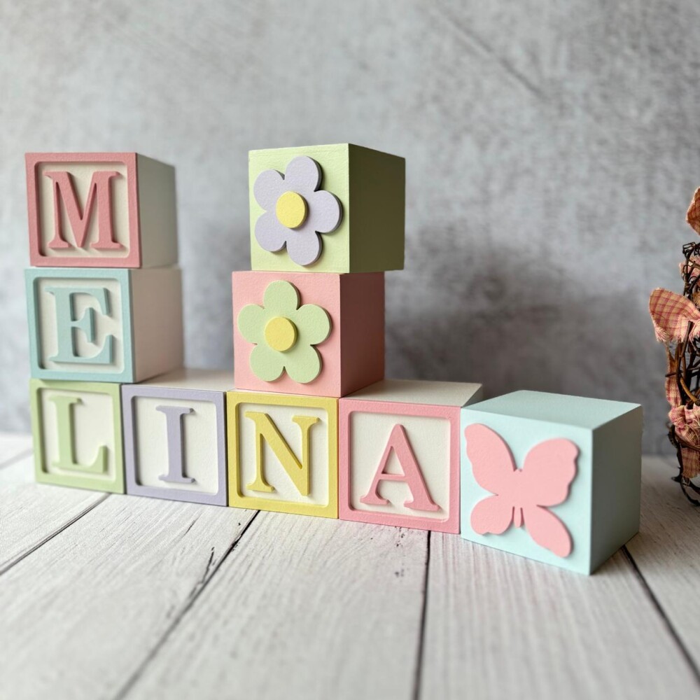 Cubos Decorativos Nome do Bebê 6x6 cm em MDF Tons Pastel - Perso