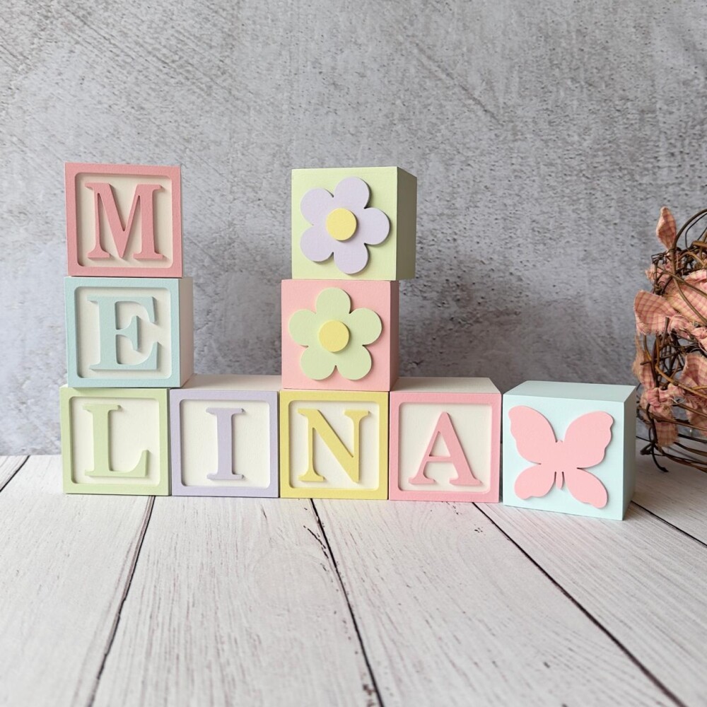 Cubos Decorativos Nome do Bebê 6x6 cm em MDF Tons Pastel - Perso