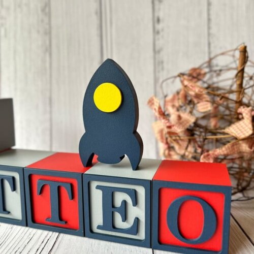 Astronauta Decoração Bebê- Cubos 6x6cm Ts + Foguete