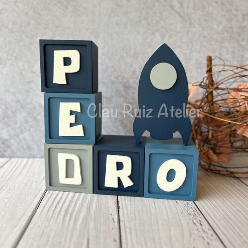 Astronauta- Cubos 6x6cm + Foguete Decoração Bebê