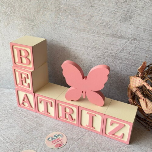 Borboletinha + Cubos 6x6cm Decoração Bebê