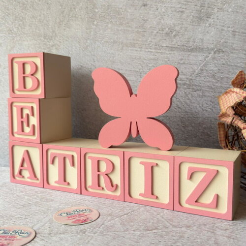 Borboletinha + Cubos 6x6cm Decoração Bebê
