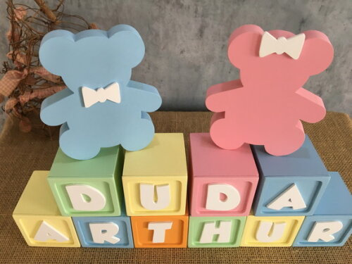 CANDY COLORS - CHÁ DE REVELAÇÃO Cubos 6x6cm + URSO