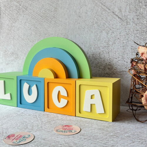 Candy Colors - Cubos 8x8cm Ts + Arco Íris. Decoração Bebê