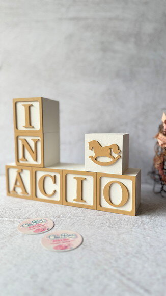 Cavalinho de Balanço + Cubos 6x6cm Ts Decoração Bebê