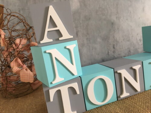 Cubos Decorativos Personalizados com  Nome do Bebê em MDF - Tema Mustache