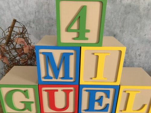 Cubos Toy Story de mdf -12x12