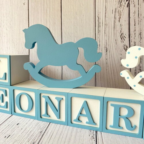 Decoração Bebê - Cubos 6x6cm + Cavalinho de Balaço
