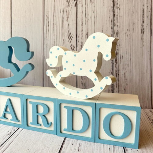 Decoração Bebê - Cubos 6x6cm + Cavalinho de Balaço