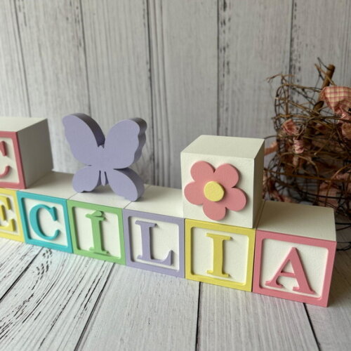 Decoração Bebê - Cubos 6x6cm Candy Ts + Borboleta