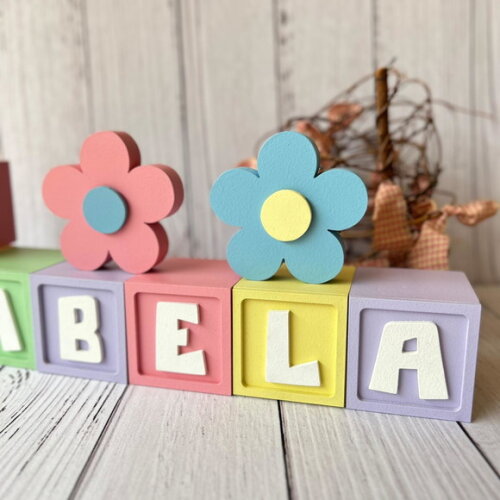 Decoração Bebê - Cubos 6x6cm Candy Ts + Dupla de Flor