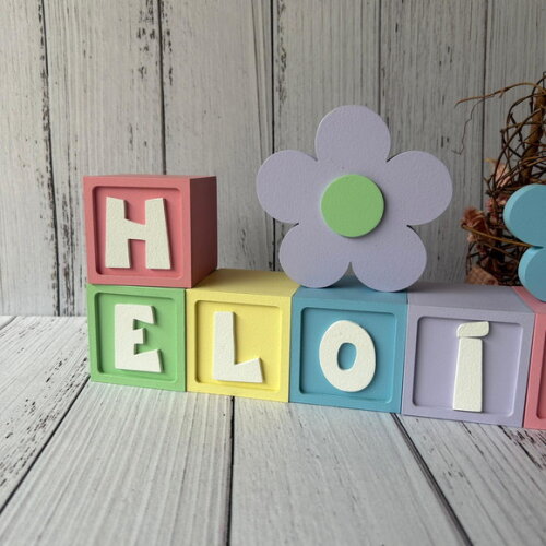 Decoração Bebê - Cubos 6x6cm Candy Ts + Dupla de Flor