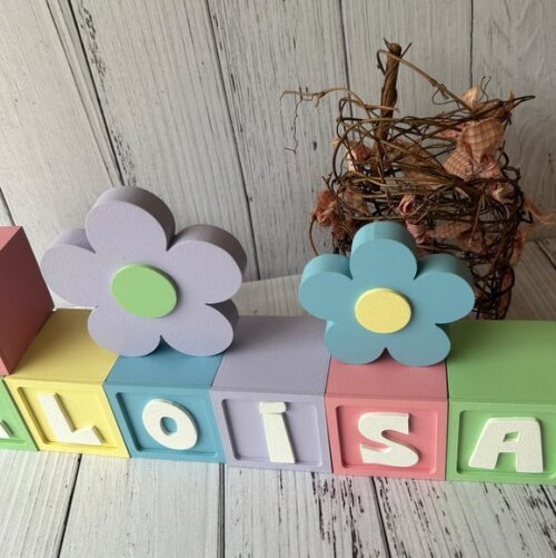 Decoração Bebê - Cubos 6x6cm Candy Ts + Dupla de Flor