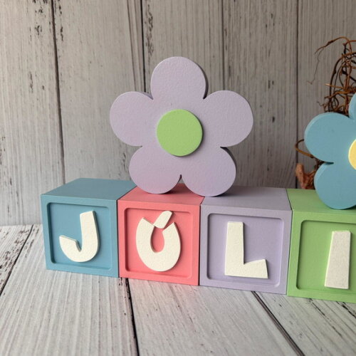 Decoração Bebê - Cubos 6x6cm Candy Ts + Dupla de Flor