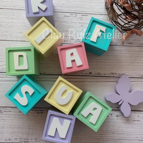 Decoração Bebê - Cubos 6x6cm Ts + Borboleta