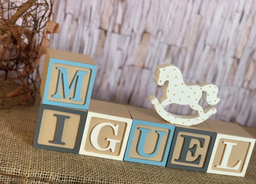 Decoração Bebê - Cubos 6x6cm Ts + Cavalinho de Balanço