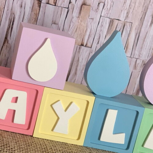 Decoração Bebê - Cubos 6x6cm Ts + Pingos de Chuva