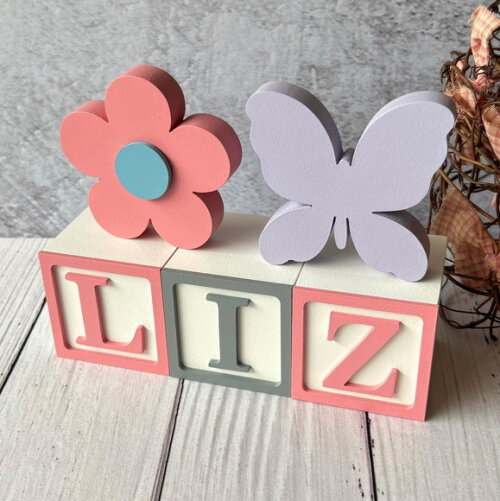 Jardim Decoração Bebê Cubos 6x6cm Candyts + Flor e Borboleta