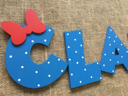 Letras de MDF - GALINHA PINTADINHA