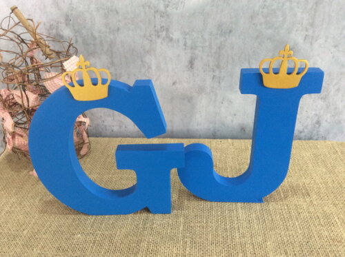 Letras de MDF -Iniciais com Coroa