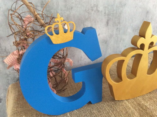 Letras de MDF -Iniciais com Coroa de Mesa