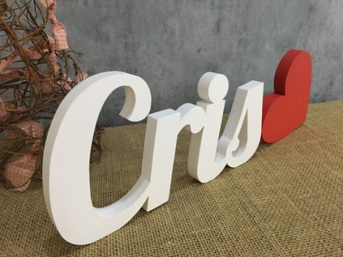 Letras de MDF -Nomes + coração