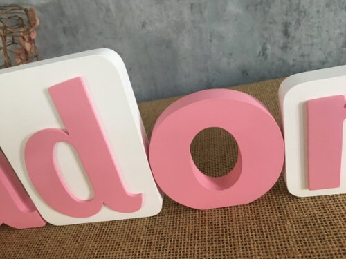 Letras de mdf em Bloco com Borboleta