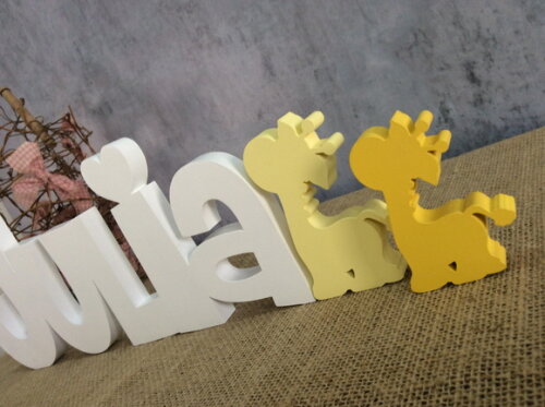 Letras Decorativas - nome + Girafas