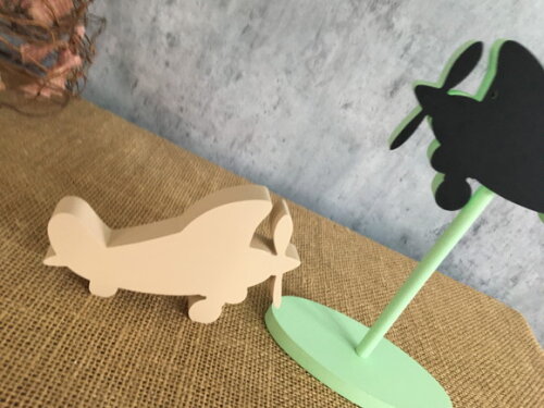 Lousinha de Mesa. AVIÃO