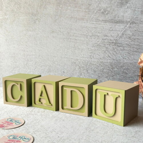 Nome com Moldura Cubos 6x6 Decoração Bebê e Criança