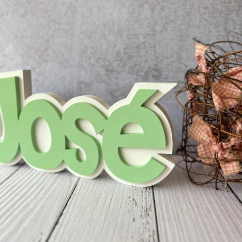 Nomes em Sobreposição Decoração de Bebê