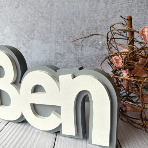 Nomes em Sobreposição Decoração de Bebê