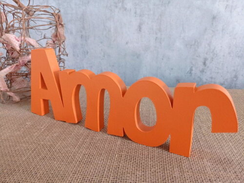 Palavras em MDF - AMOR