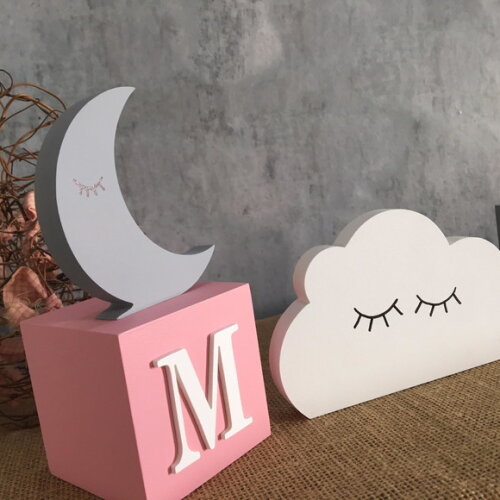 Sleepy Eyes Nuvem Estrela Lua e Cubos
