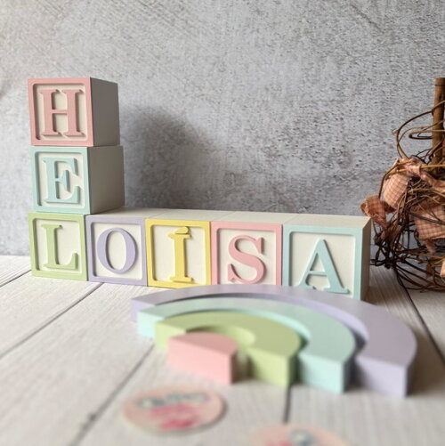Tons Pastel Cubos 6x6cm Ts + Arco Íris. Decoração Bebê
