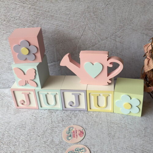 Tons Pastel Cubos 6x6cm Ts + Regador - Decoração Bebê