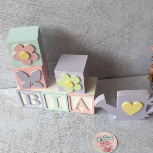 Tons Pastel Cubos 6x6cm Ts + Regador - Decoração Bebê