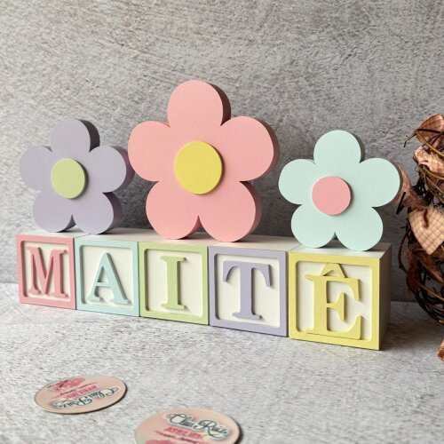 Cubos Decorativos Personalizados 6x6 cm com Trio de Flores em MDF