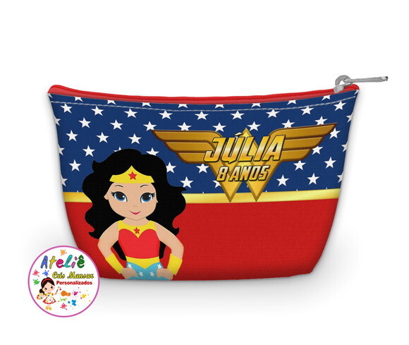 Necessaire personalizada - Tema Mulher maravilha cut