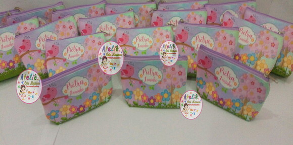 Necessarie personalizada Jardim encantado