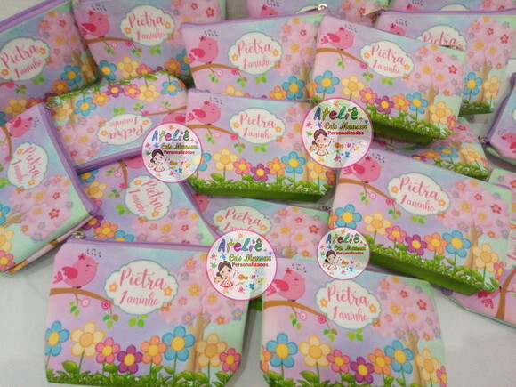 Necessarie personalizada Jardim encantado