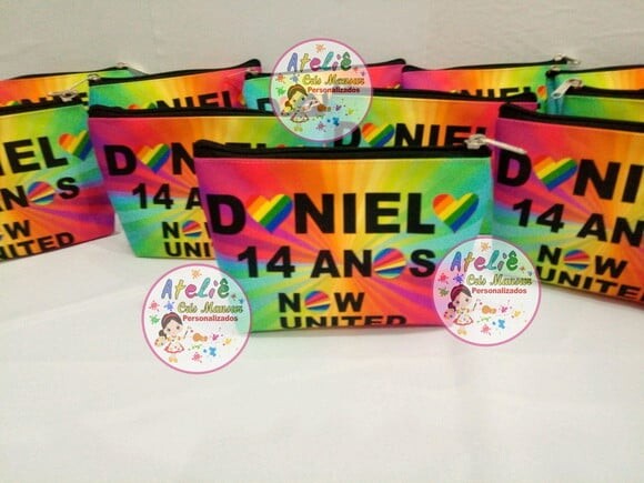 Necessaire Personalizada Now United