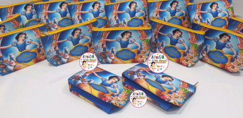Necessaire personalizada Branca de neve