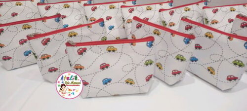 Necessaire personalizada Carrinhos