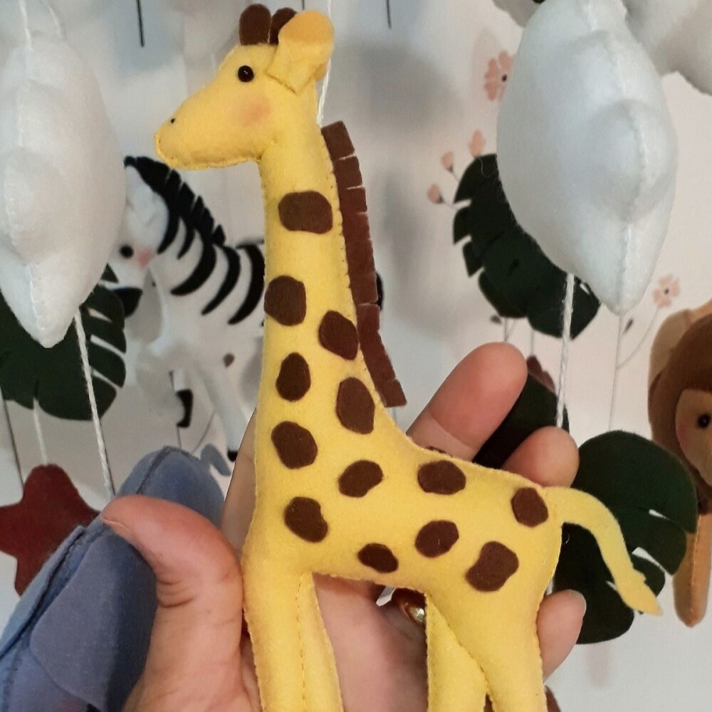 Móbile Safari Selva em Feltro para Berço | Decoração Infantil